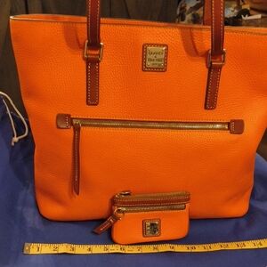 Dooney & Bourke Shopper Tote with Coin Pouch In Clementine